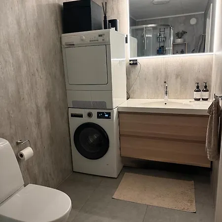 Spacious 3-room Centrally Located In *