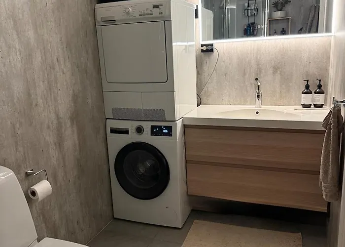 Spacious 3-room Centrally Located In *